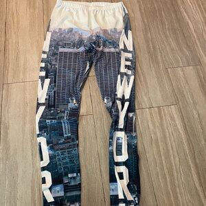 Zohra New York City Skyline silhouette Leggings One Size Skyscrapper Pants